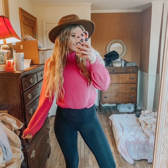 Hippie Rose Sweaters - HIPPIE ROSE SWEATER 🌹